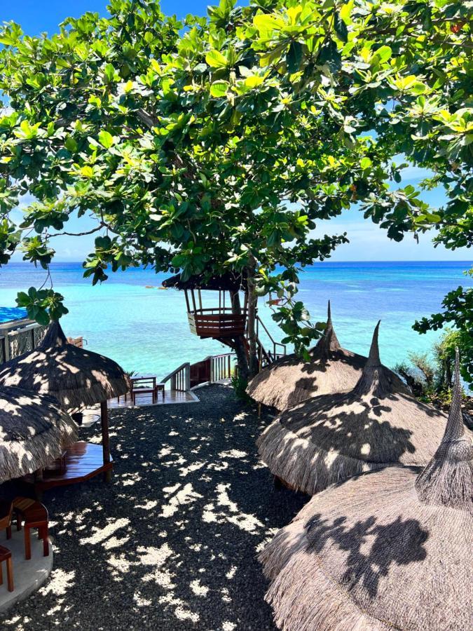 White Bada Guesthouse Siquijor Exterior photo
