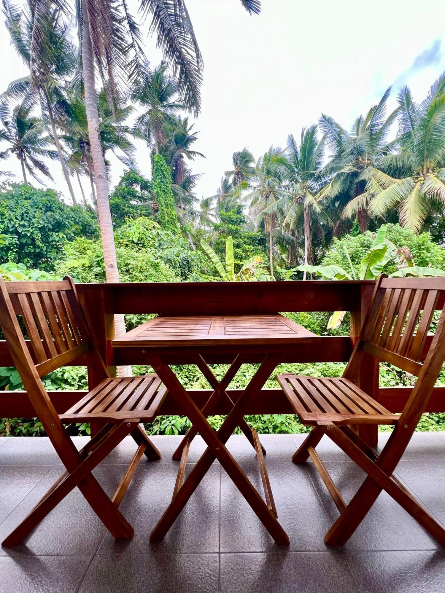 White Bada Guesthouse Siquijor Exterior photo