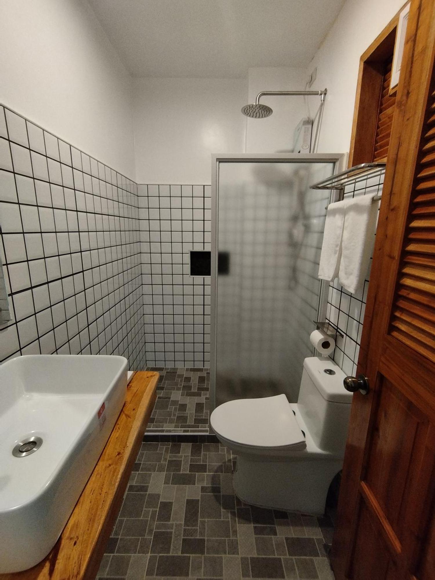 White Bada Guesthouse Siquijor Room photo